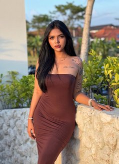 Amber Olivia Squirting girl - escort in Bali Photo 2 of 18