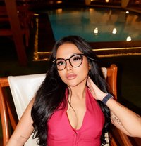 Amber Olivia Squirting girl - puta in Bali