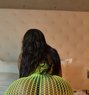 Amber Williams - puta in Doha Photo 1 of 6