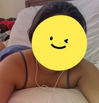 Ambiga Single tamil girl - escort in Colombo