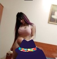 شمس - Transsexual escort in Beirut