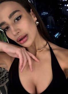 Ameena Russian new hot teen - escort in Dammam Photo 10 of 10