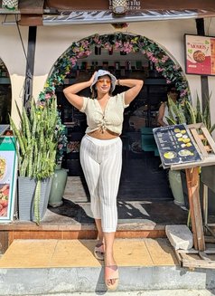 Ameeni - escort in Bangalore Photo 2 of 3