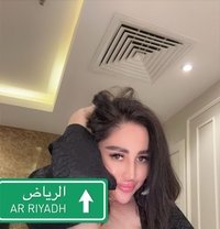 Ameera - puta in Riyadh Photo 1 of 13