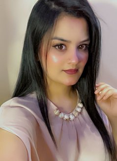 Ameera - escort in Dubai Photo 6 of 7