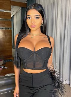 Ameerah Big Boobs - escort in Hong Kong Photo 2 of 4