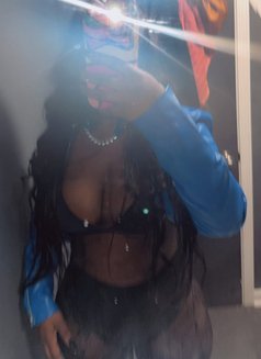 Ameerah - puta in Yokosuka Photo 1 of 3