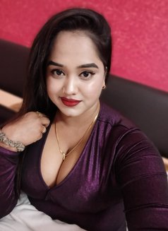 Ameesha Arora - escort in New Delhi Photo 2 of 4