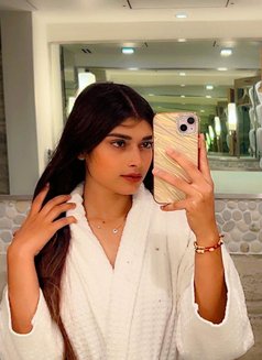 Ameesha Kapoor Cash On Hyderabad - escort in Hyderabad Photo 1 of 4