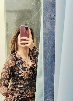 Ameira Independent Escort - puta in Hyderabad Photo 1 of 4
