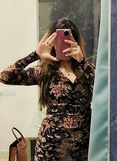 Ameira Independent Escort - puta in Hyderabad Photo 2 of 4