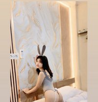 Amel - escort in Bali