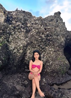 Amel - puta in Bali Photo 1 of 8