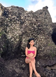 Amel - puta in Bali Photo 7 of 8