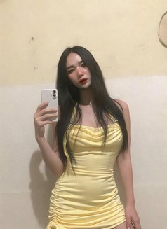 Amelia Arummie - Transsexual escort in Jakarta Photo 13 of 19