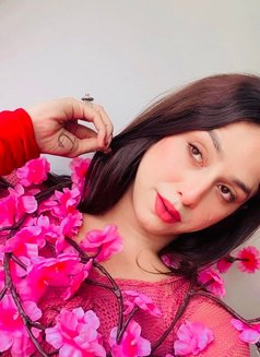Amelia Big Dick - Transsexual escort in Noida Photo 3 of 8