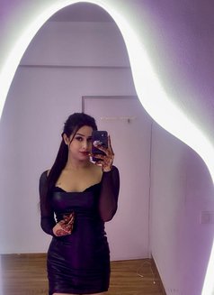 Amelia Big Dick - Transsexual escort in Noida Photo 18 of 24