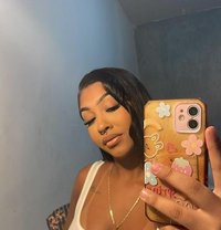 Amelia - escort in Muscat