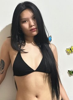 Amelia - puta in Bali Photo 5 of 5