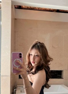 Amelia - puta in Bali Photo 7 of 7