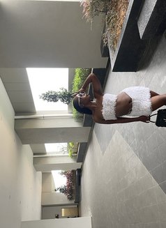 Amelia - escort in Kuala Lumpur Photo 3 of 5