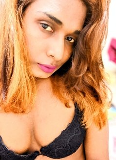 THE GODDES AMELIA - Transsexual escort in Colombo Photo 4 of 21