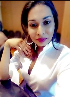 GODDESS AMELIA( Best cam session ) - Transsexual escort in Colombo Photo 19 of 28