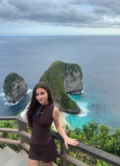 Amelia - escort in Phuket Photo 9 of 17