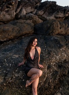 Amelia - puta in Phuket Photo 17 of 18