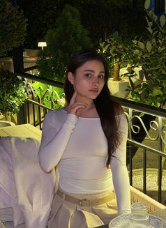 Amelia - puta in Phuket Photo 18 of 18