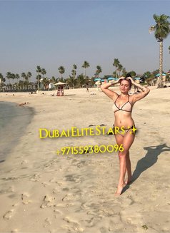 Amelia Slim Petite Romanian - puta in Dubai Photo 1 of 7