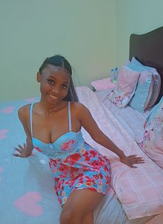 Amelia - escort in Khobar Photo 1 of 3