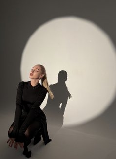 Amelia - escort in Dubai Photo 10 of 13