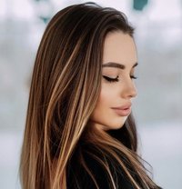 Amelia - masseuse in London