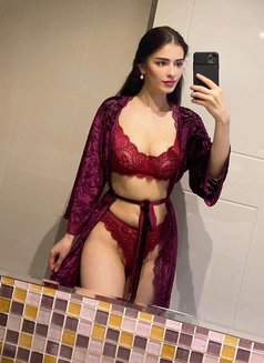 Amelina Russia New - puta in Ho Chi Minh City Photo 3 of 5