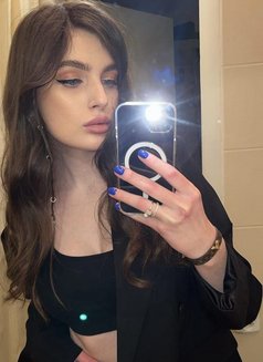 Ameliya Riyadh - escort in Riyadh Photo 1 of 2