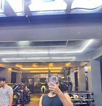 Amen - Intérprete masculino de adultos in Kathmandu