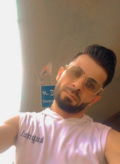 Amer - Male escort in Beirut Photo 7 of 13