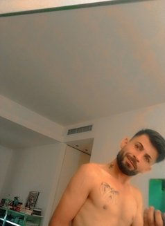 Amer - Male escort in Beirut Photo 9 of 13