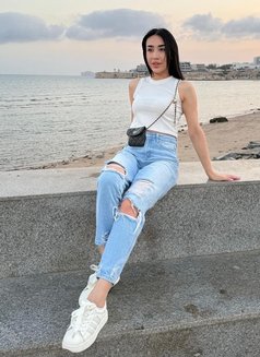 amera - escort in Muscat Photo 3 of 10