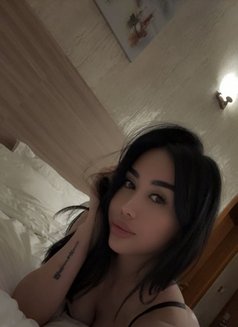 amera - escort in Muscat Photo 2 of 18