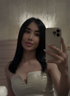 amera - escort in Muscat Photo 12 of 18
