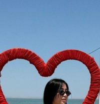 amera - escort in Muscat