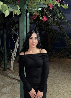 Amera - puta in Muscat Photo 7 of 11