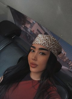 Amera - escort in Muscat Photo 7 of 10