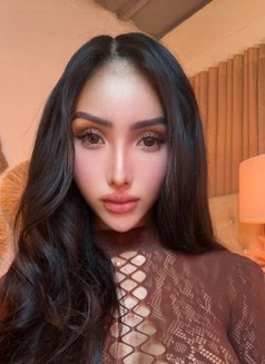 Amera - escort in Manila Photo 1 of 8