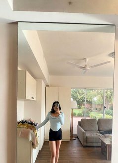 AMERIE - escort in New Delhi Photo 3 of 4