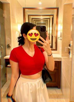 Hiresha for Cam and Real Meet - escort in Colombo Photo 2 of 5