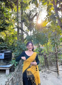 Ami - escort in Maldives Photo 2 of 4