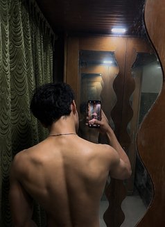 Ami - Male escort in Navi Mumbai Photo 3 of 5